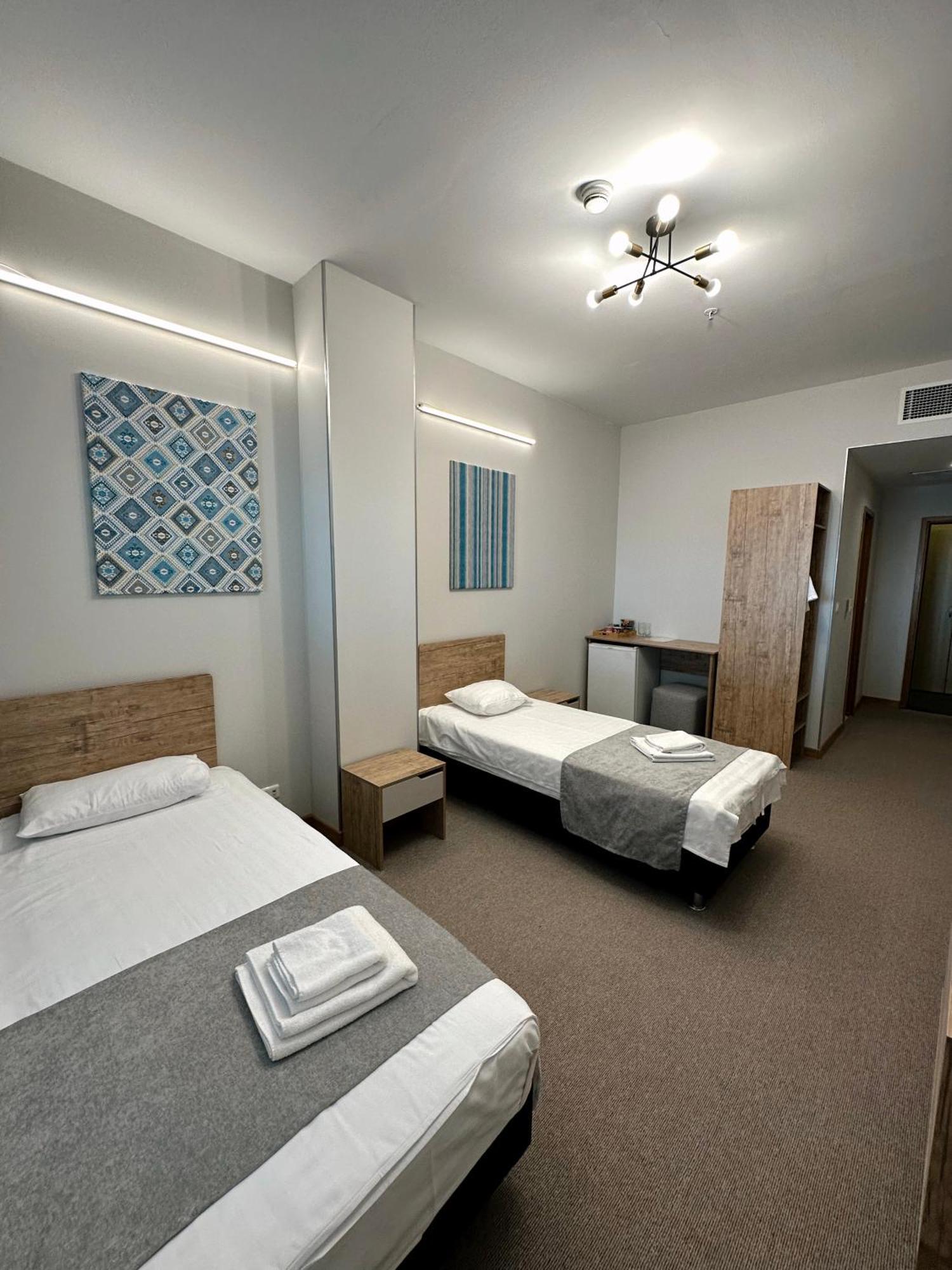 Port Inn Hotel 아스타나 외부 사진